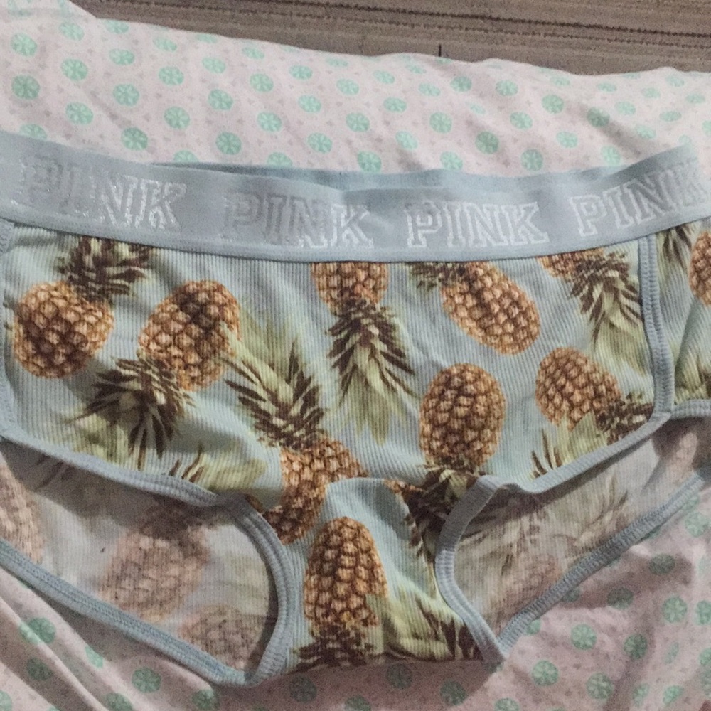 VS Pink underwear
